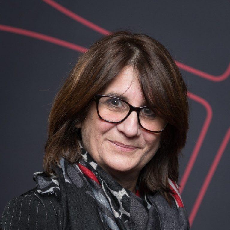 Photo de Muriel Pedron, responsable qualité de vie professionnelle dans l'entreprise ACTUAL